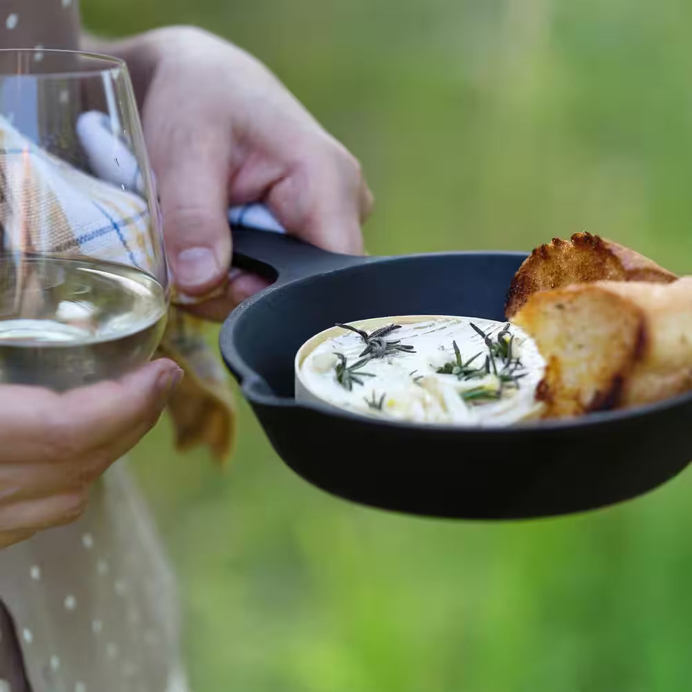 Pre-Seasoned 3-Piece Cast Iron Skillet Set in Black